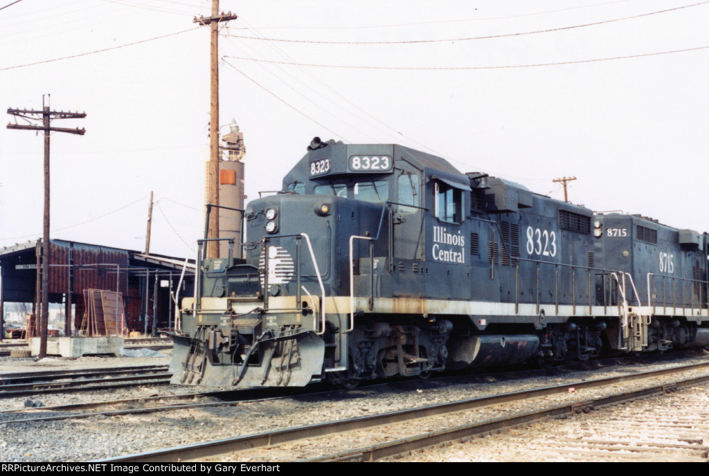 IC GP10 #8323 - Illinois Central